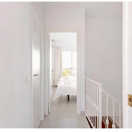 La Casa En La Carihuela Playa A 4 Minutos A Pie بيت للعطل توريمولينوس
