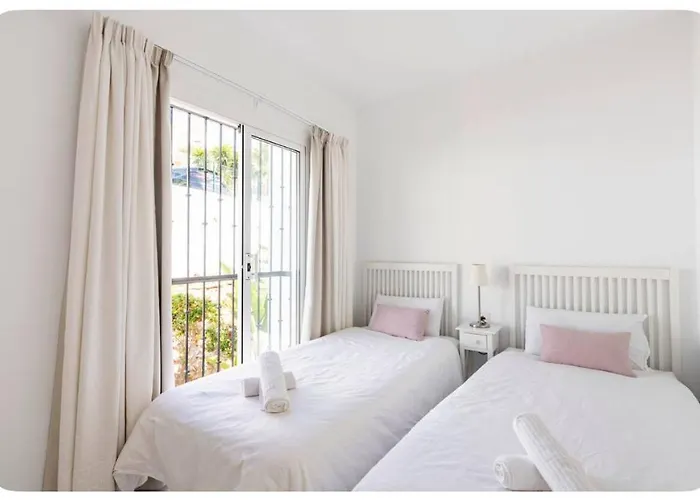 La Casa En La Carihuela Playa A 4 Minutos A Pie Torremolinos