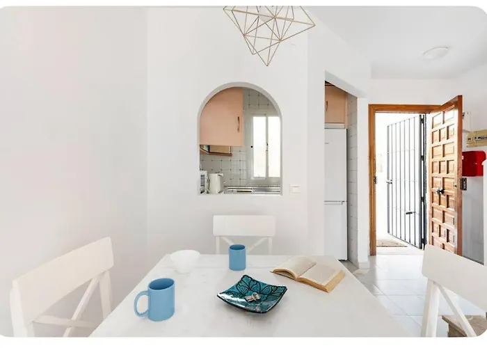 La Casa En La Carihuela Playa A 4 Minutos A Pie Casa de Férias *