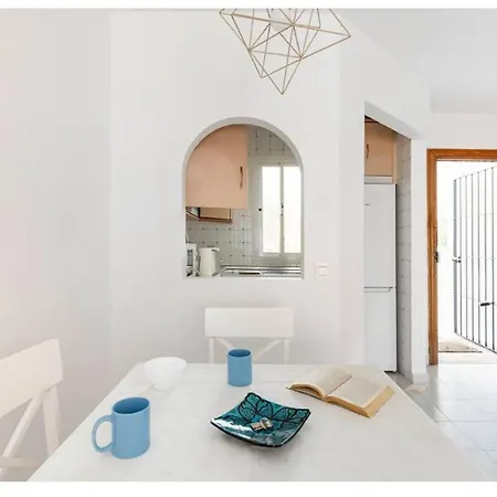 La Casa En La Carihuela Playa A 4 Minutos A Pie Casa de Férias *