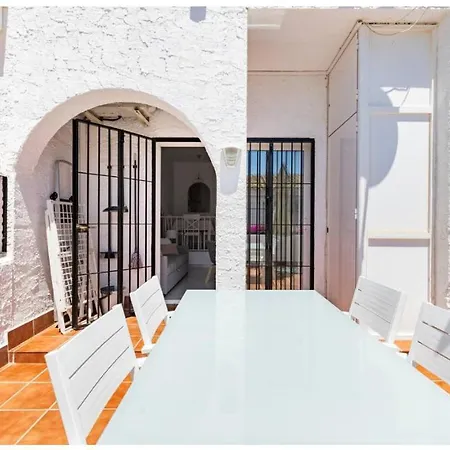Nyaraló La Casa En La Carihuela Playa A 4 Minutos A Pie